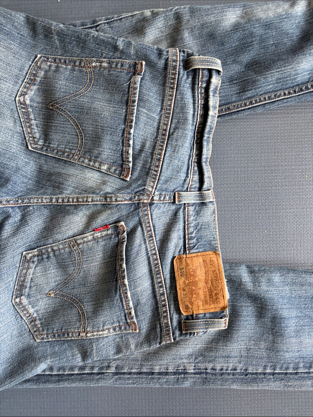 Levi's Men's Light Blue Straight Slim Jeans with Leather Patch